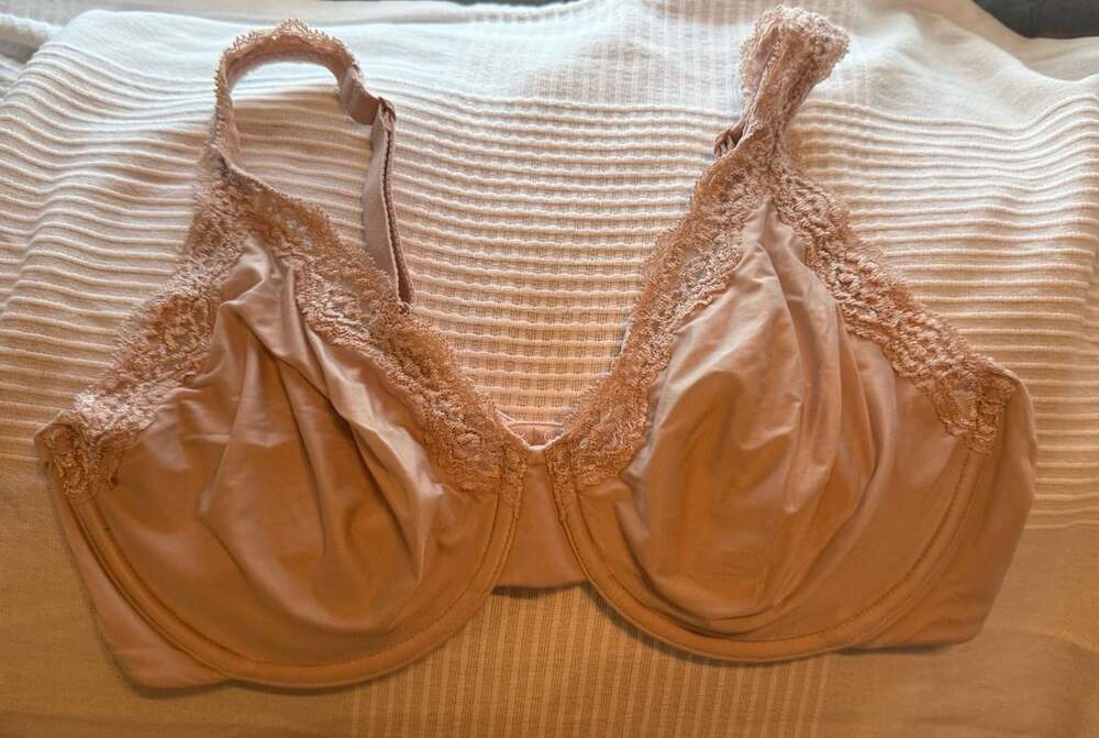 WACOAL SOFTLY STYLED UNDERWIRE BRA 855301 ROEBUCK SIZE 38DD